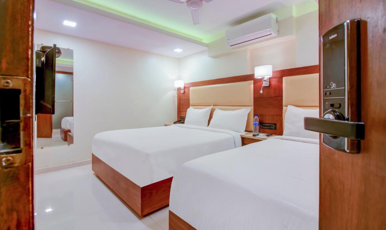 מומביי Hotel Oxford מראה חיצוני תמונה